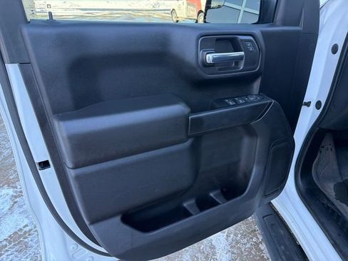 Used 2023 Chevrolet Silverado 1500 Custom image 12