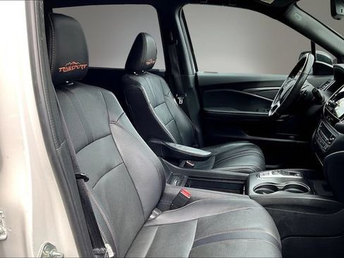 Used 2023 Honda Passport TrailSport image 30