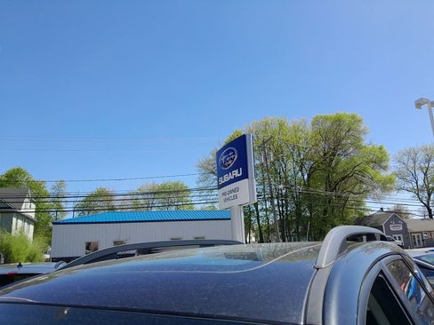 Used 2015 Subaru Forester 2.5i Premium w/ All-Weather Package AWD/4WD image 43