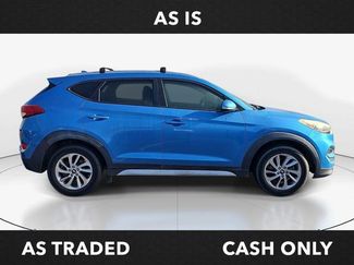 Used 2017 Hyundai Tucson SE Plus video 2
