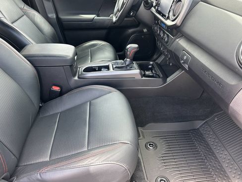 Used 2021 Toyota Tacoma TRD Pro AWD/4WD image 15