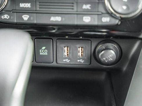 New 2026 Mitsubishi Eclipse Cross LE image 22