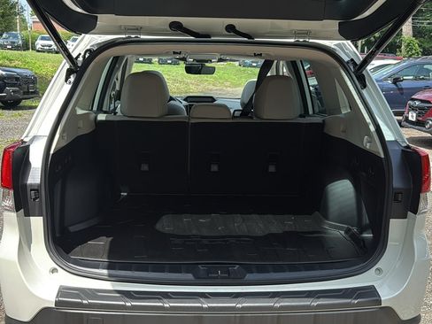 Certified 2023 Subaru Forester Premium AWD/4WD image 26