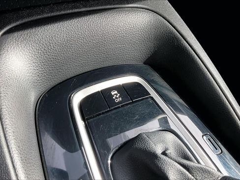 Used 2024 Toyota Corolla LE FWD image 30