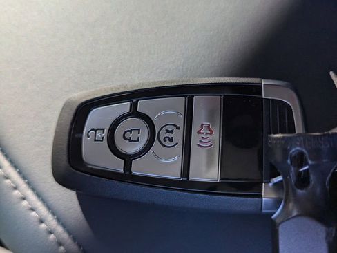 New 2025 Ford Maverick XL image 32