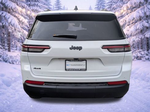 New 2025 Jeep Grand Cherokee L Altitude image 4