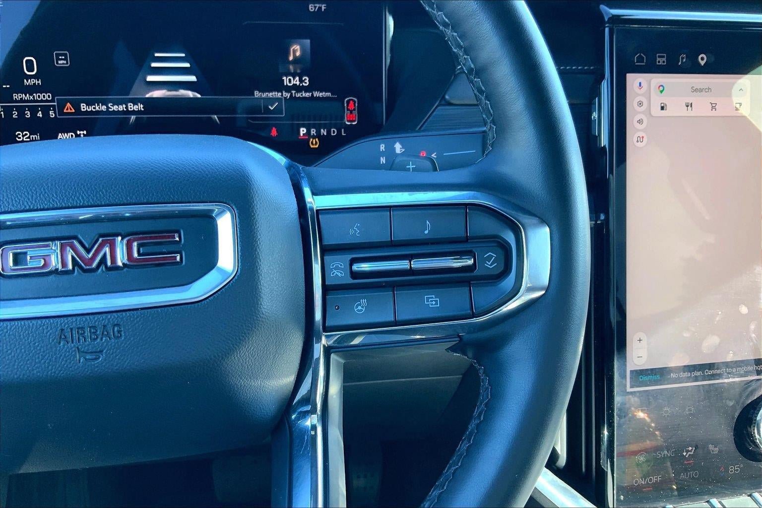 Used 2025 GMC Acadia Elevation AWD/4WD image 18