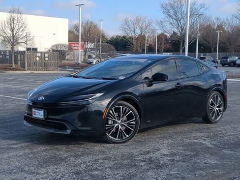 Certified 2024 Toyota Prius XLE image 2