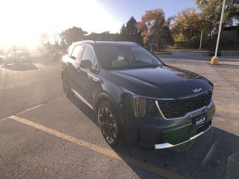 New 2025 Kia Sorento SX image 1