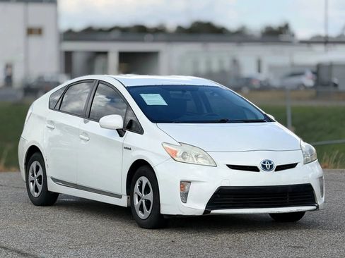 Used 2013 Toyota Prius Two FWD image 1