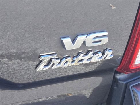 Used 2016 Toyota Tacoma TRD Off-Road image 13