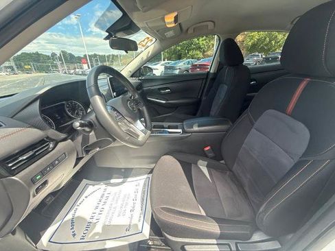 Certified 2023 Nissan Sentra SR w/ Trunk Package FWD image 15