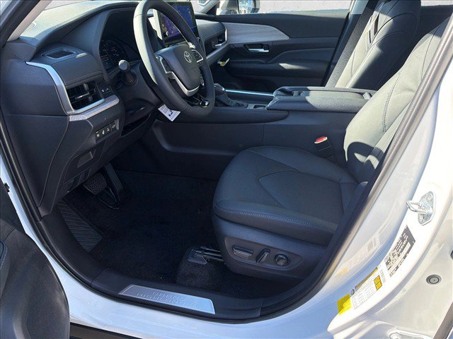 New 2026 Toyota Grand Highlander AWD Hybrid image 9