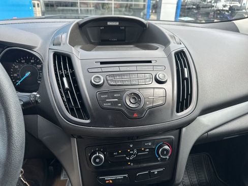 Used 2017 Ford Escape S image 7