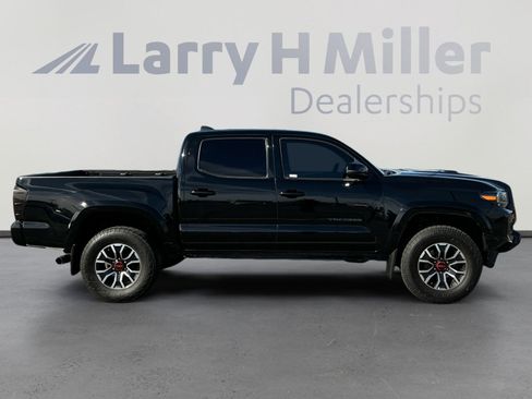 Used 2023 Toyota Tacoma TRD Sport image 6