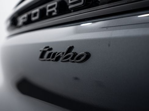 New 2026 Porsche Cayenne Turbo image 28