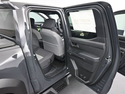 Used 2025 Toyota Tacoma TRD Off-Road image 20