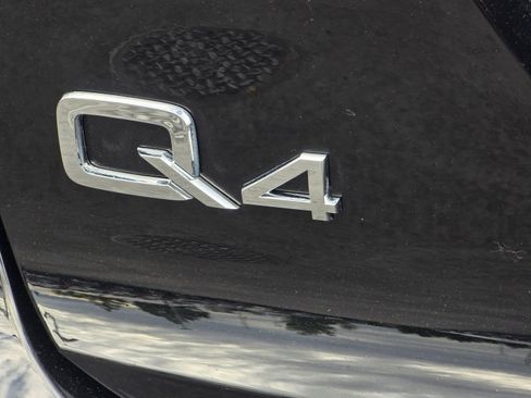 Used 2023 Audi Q4 e-tron Premium Plus w/ Premium Plus RWD image 33