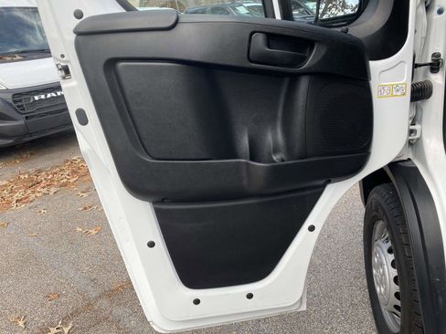 Used 2025 RAM ProMaster 3500 w/ Convenience Group image 20