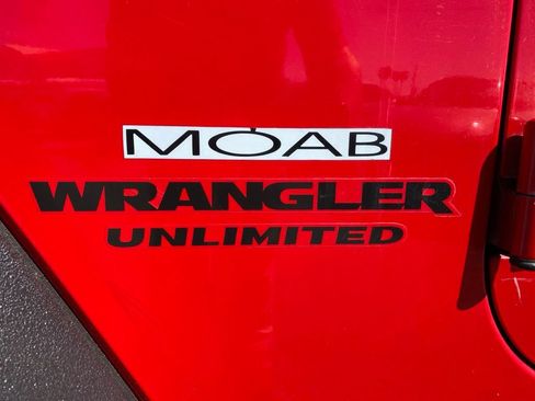 Used 2014 Jeep Wrangler Unlimited Sport w/ Quick Order Package 24S AWD/4WD image 25