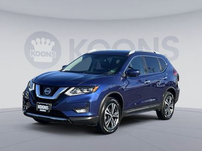 Used 2017 Nissan Rogue SL w/ SL Premium Package