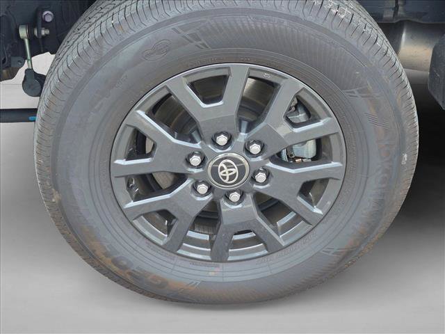 Used 2026 Toyota 4Runner SR5 AWD/4WD image 16
