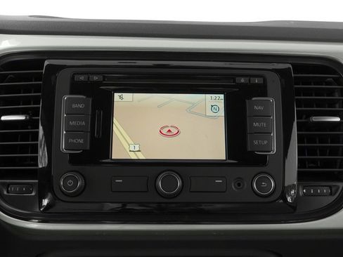 Used 2016 Volkswagen Beetle 1.8T Classic image 16