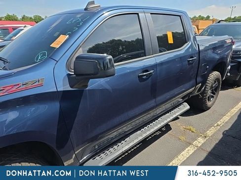 Used 2021 Chevrolet Silverado 1500 LT Trail Boss w/ Convenience Package II AWD/4WD image 7