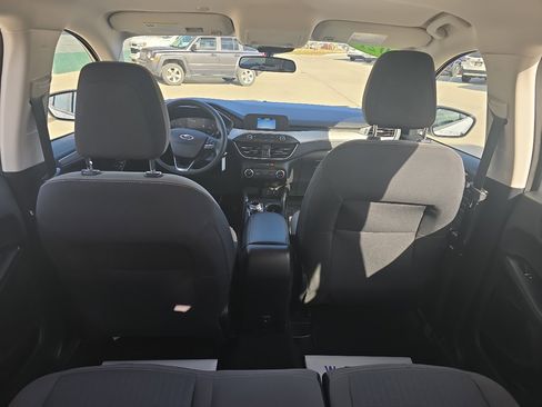 Used 2021 Ford Escape S image 6