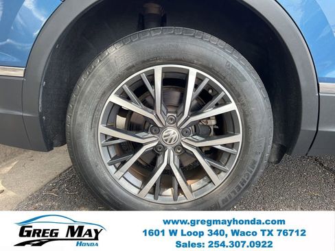 Used 2020 Volkswagen Tiguan SE FWD image 9