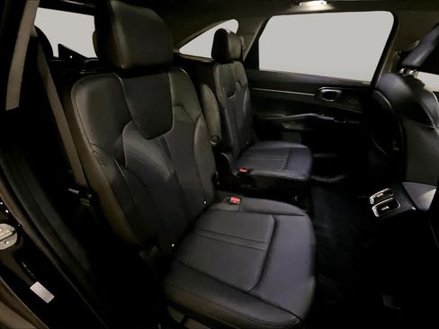 Used 2025 Kia Sorento EX w/ Panoramic Sunroof Package AWD/4WD image 19