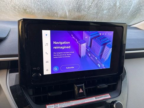 Certified 2025 Toyota Corolla LE image 23