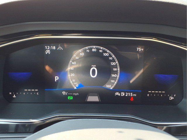 Certified 2023 Volkswagen Jetta SE FWD image 21