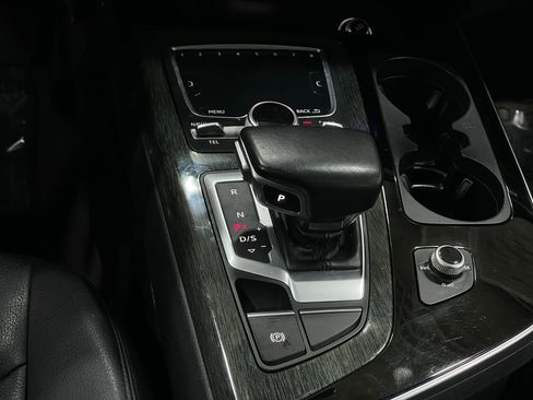 Used 2018 Audi Q7 3.0T Premium Plus w/ Premium Plus Package image 28