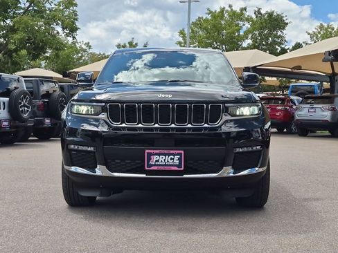 Used 2025 Jeep Grand Cherokee L Limited AWD/4WD image 2