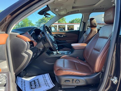 Used 2018 Chevrolet Traverse High Country AWD/4WD image 15