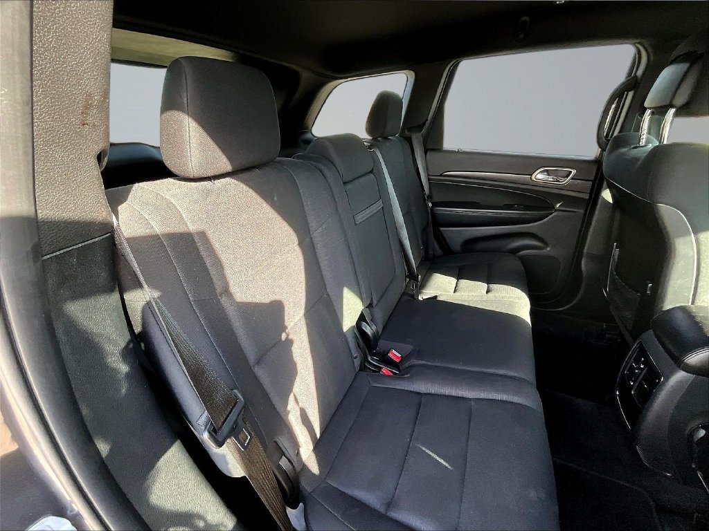 Used 2016 Jeep Grand Cherokee Laredo w/ Quick Order Package 23E AWD/4WD image 27