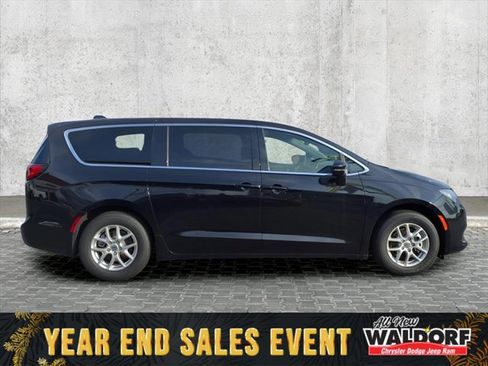 New 2025 Chrysler Voyager LX image 2