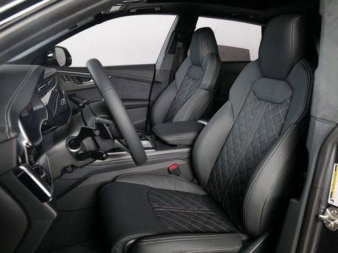 New 2026 Audi SQ8 Prestige image 11
