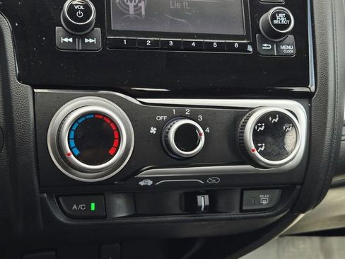 Used 2020 Honda Fit LX image 25