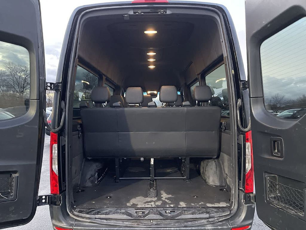 Used 2019 Mercedes-Benz Sprinter 2500 image 31