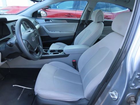 Used 2016 Hyundai Sonata Sport image 10