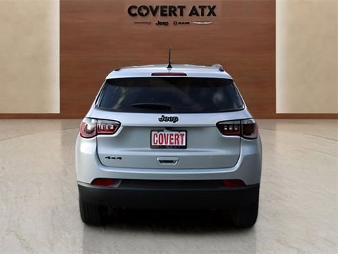 New 2026 Jeep Compass Latitude image 4