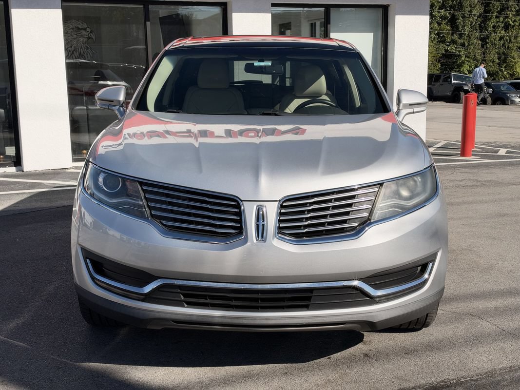 Used 2018 Lincoln MKX Reserve FWD image 9