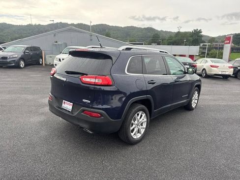 Used 2015 Jeep Cherokee Latitude FWD image 8