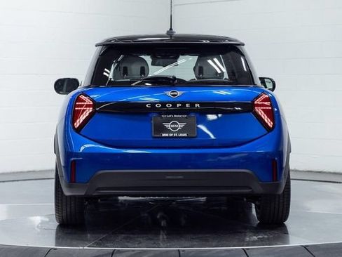 New 2026 MINI Cooper 2-Door Hardtop FWD image 7