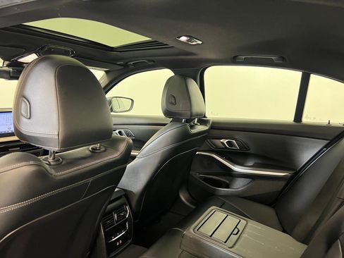 Used 2025 BMW 330i Sedan image 33