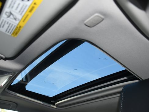 Certified 2023 Toyota RAV4 XLE Premium image 7