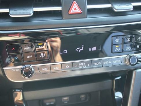 Used 2024 Kia Seltos S AWD/4WD image 9