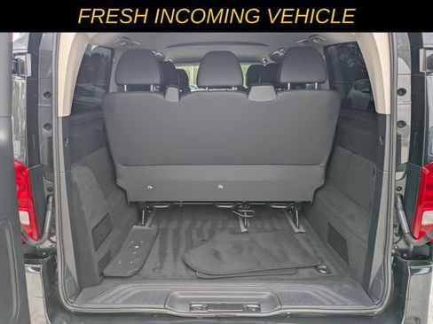 Used 2023 Mercedes-Benz Metris Passenger image 11